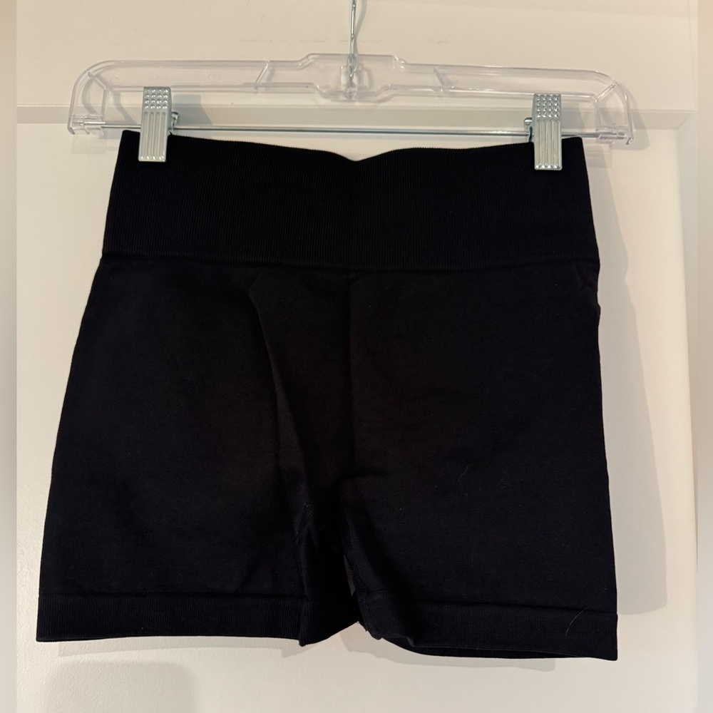 Shein Booty Scrunch Compressive Workout Shorts in Black, Size XS